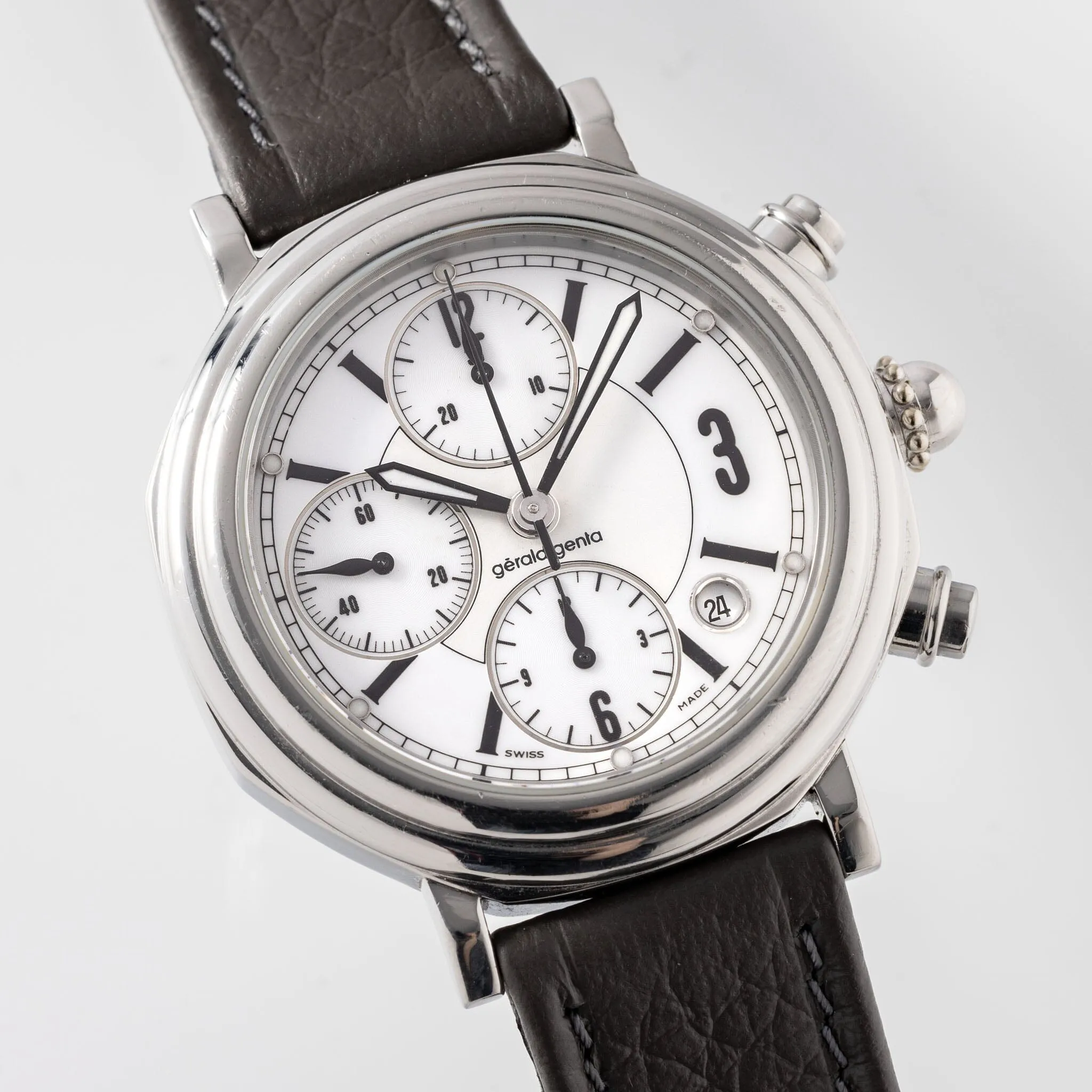 Gerald Genta Octo Chronograph white dial ref G35507