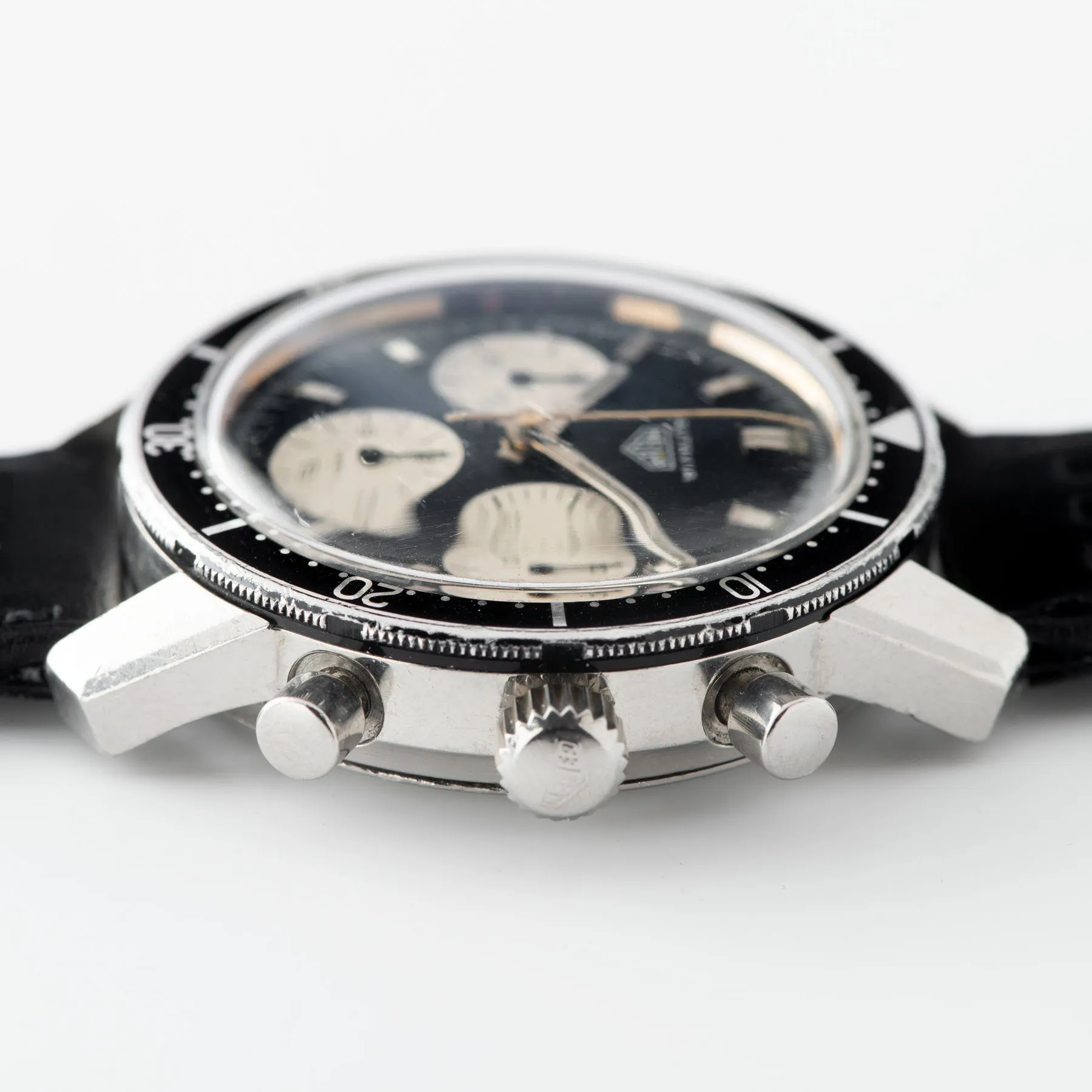 Heuer Autavia 2446 Reverse Panda Dial